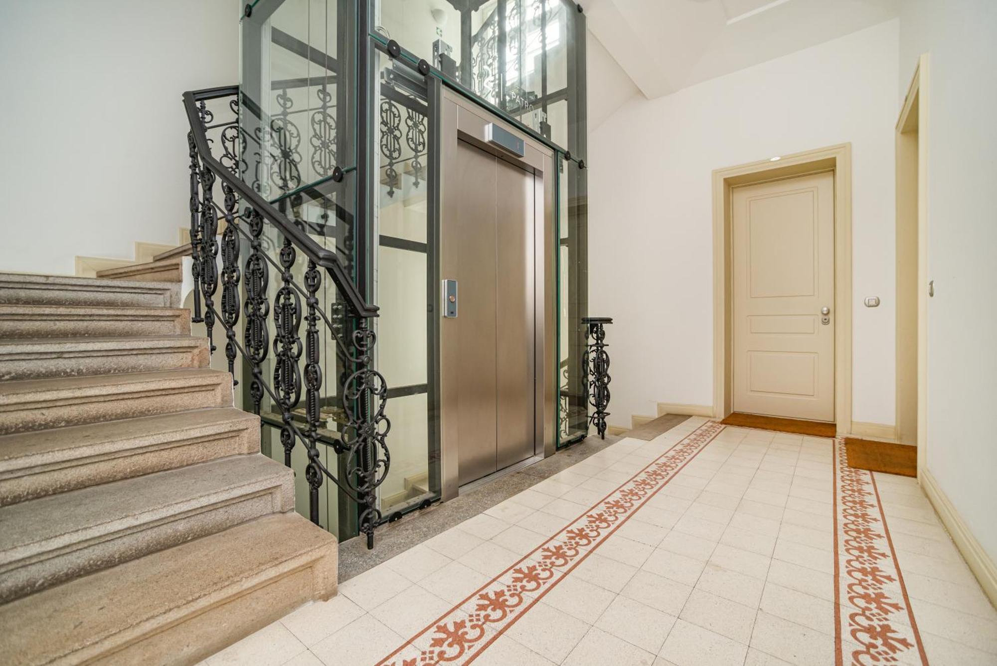 Designer Two-bedroom With Terrace Appartamento *